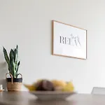 Red Lea Apartments With Pool & Spa Access