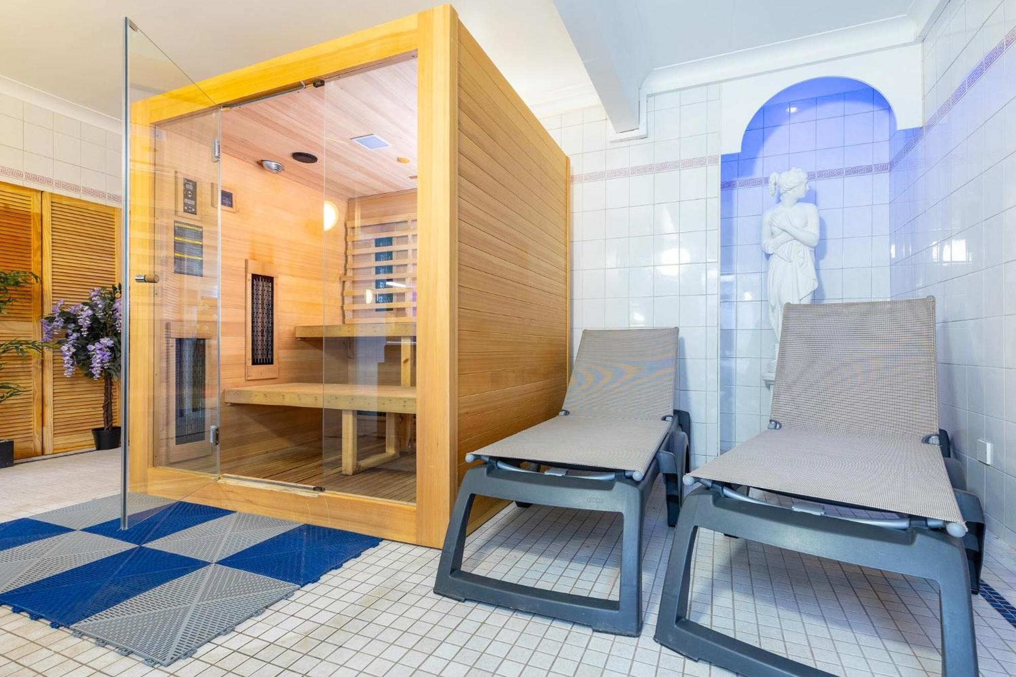 Apartment Red Lea With Pool & Access