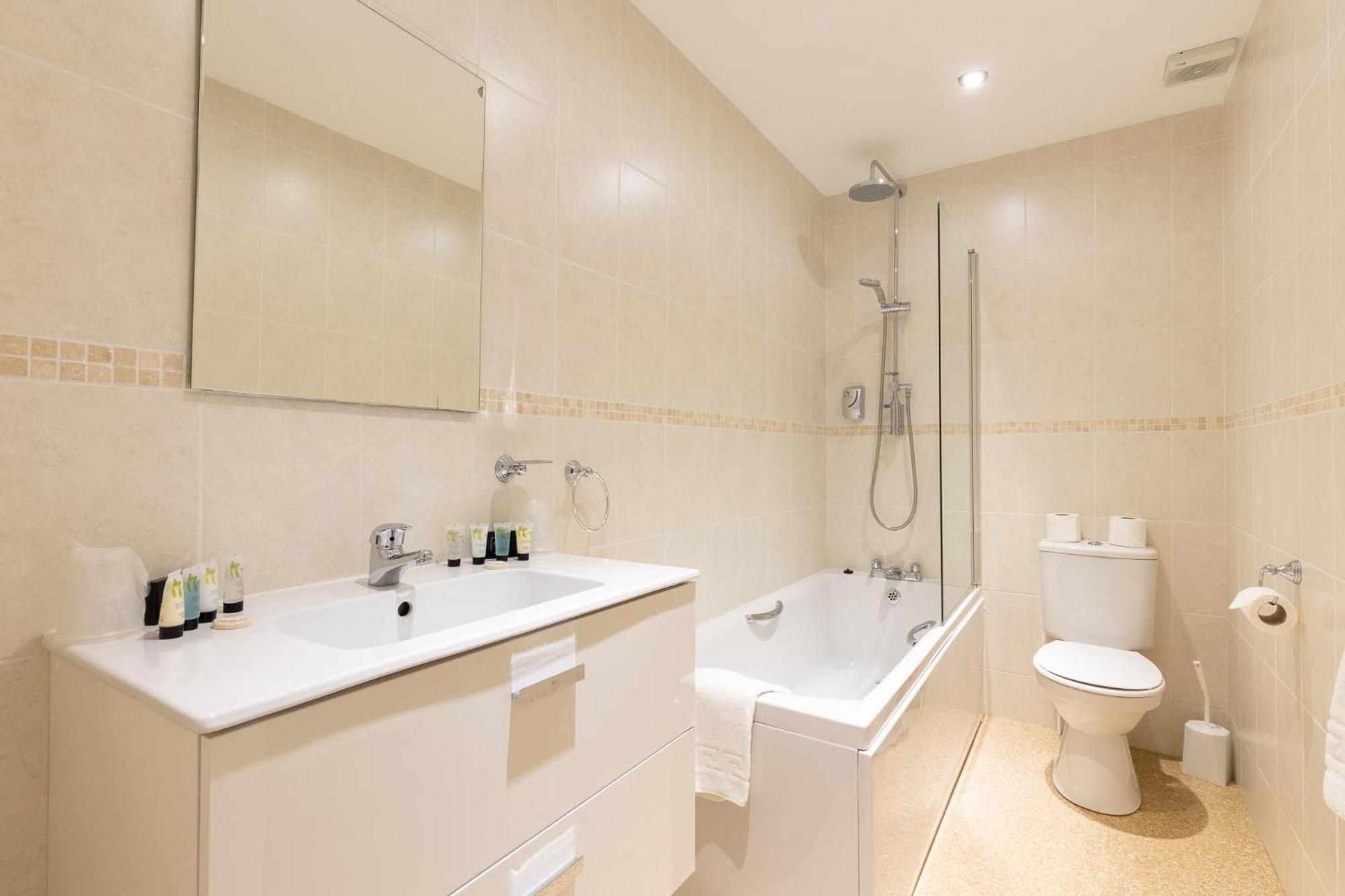 Apartment Red Lea With Pool & Access