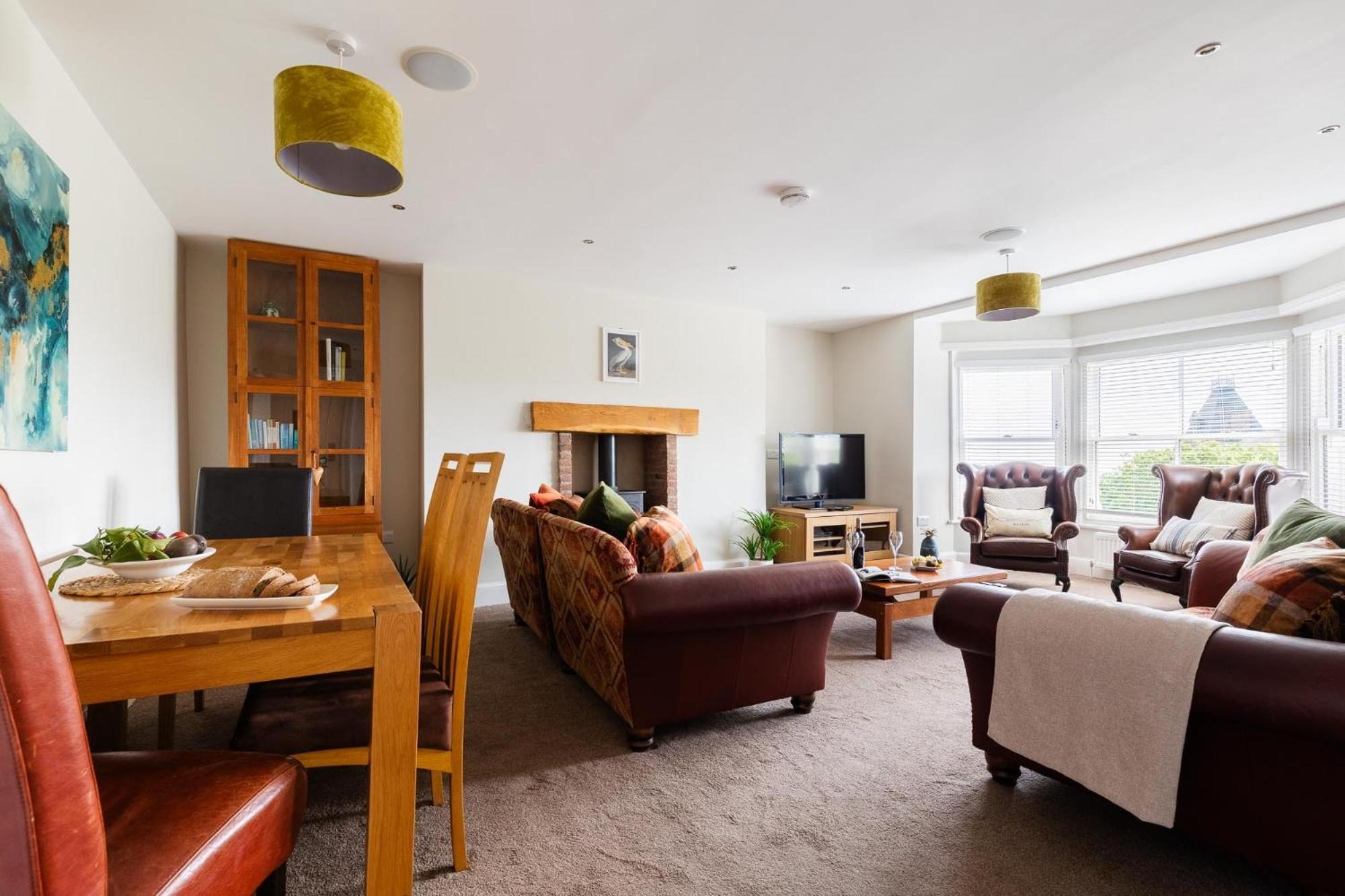Red Lea With Pool & Access Apartment